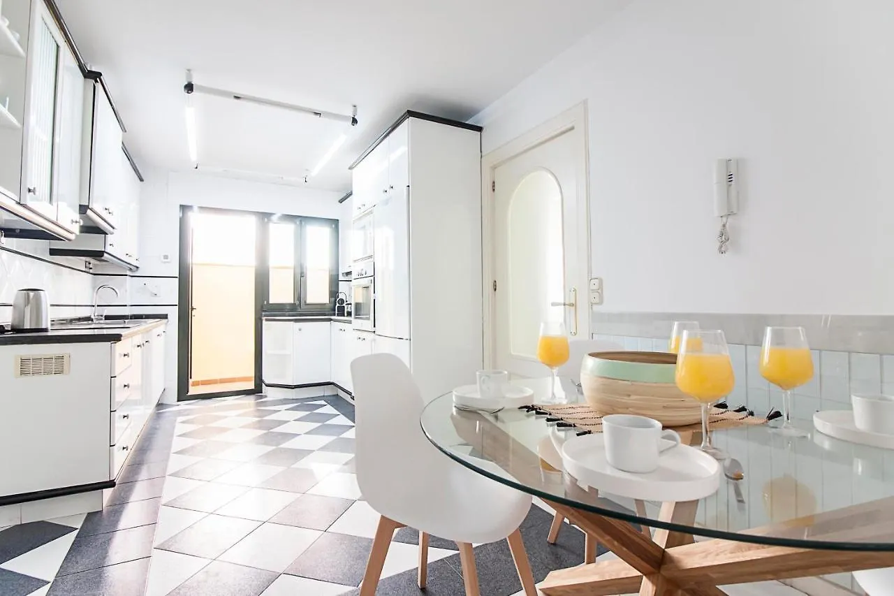 Дом отдыха Tomas Freshapartments By Bossh! Apartments Малага